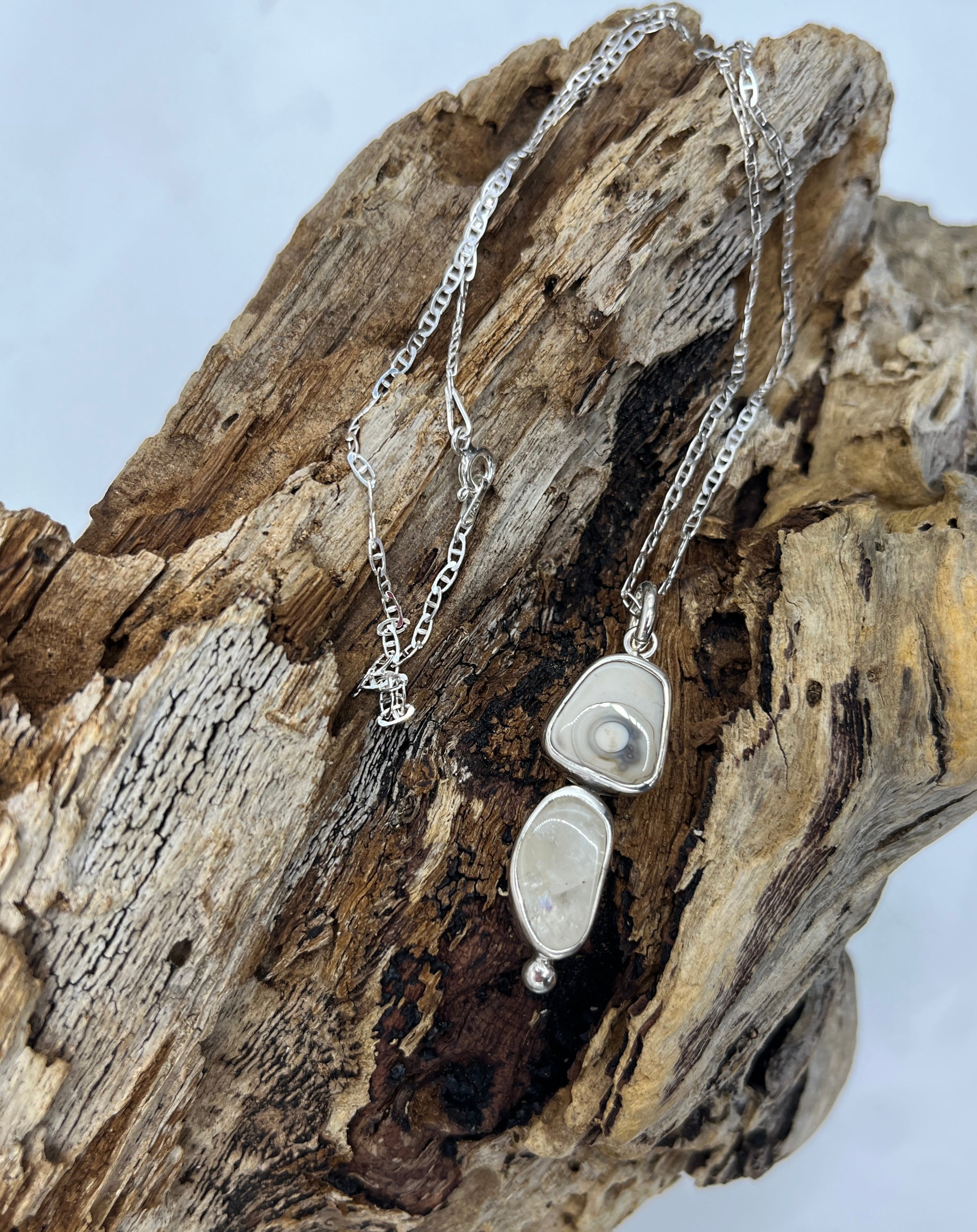 Vanilla Agate Pendant