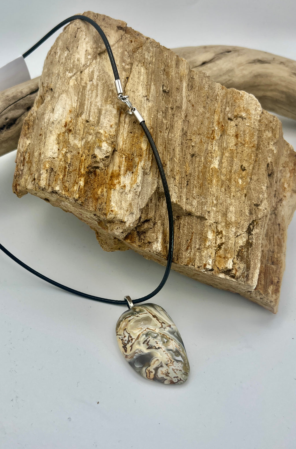 Jelly Belly Agate Pendant