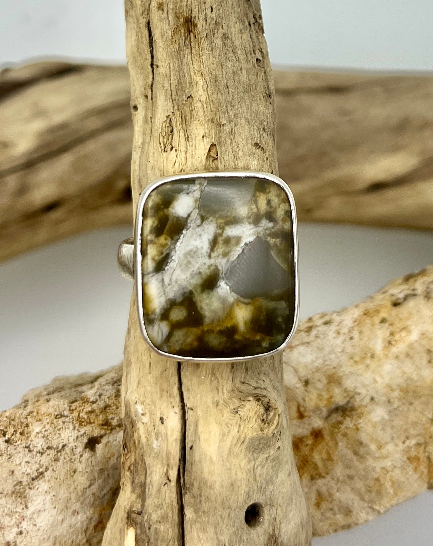 Beach Party Quartz Mix Ring