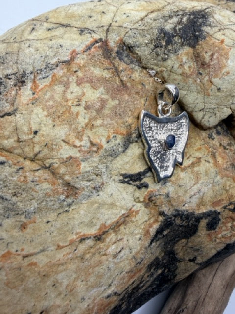 Blue Sapphire Bomb "Tasmania" Silver Pendant