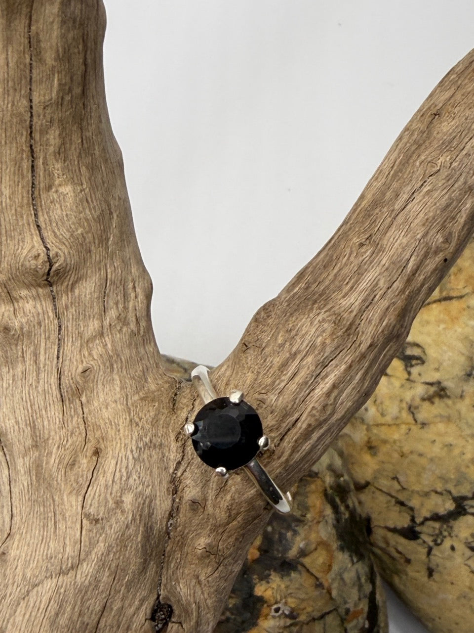 Elegant Tasmanian Spinel Gemstone Ring